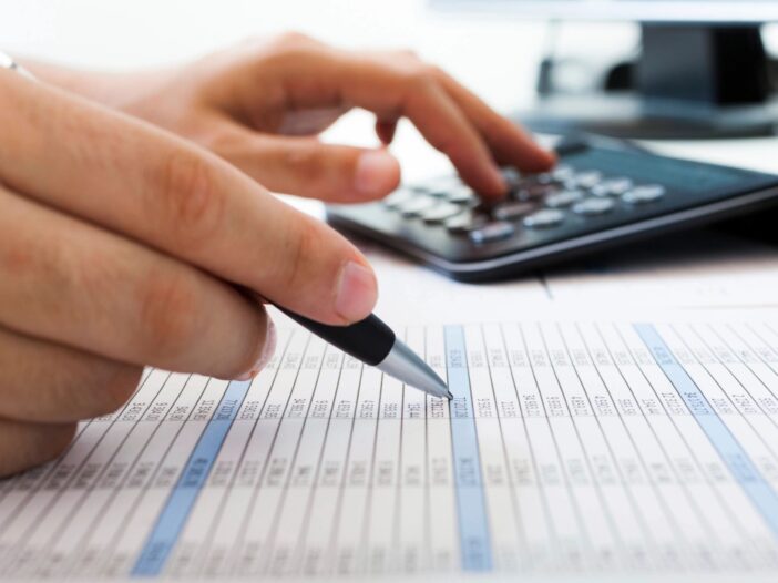 Future and options taxability